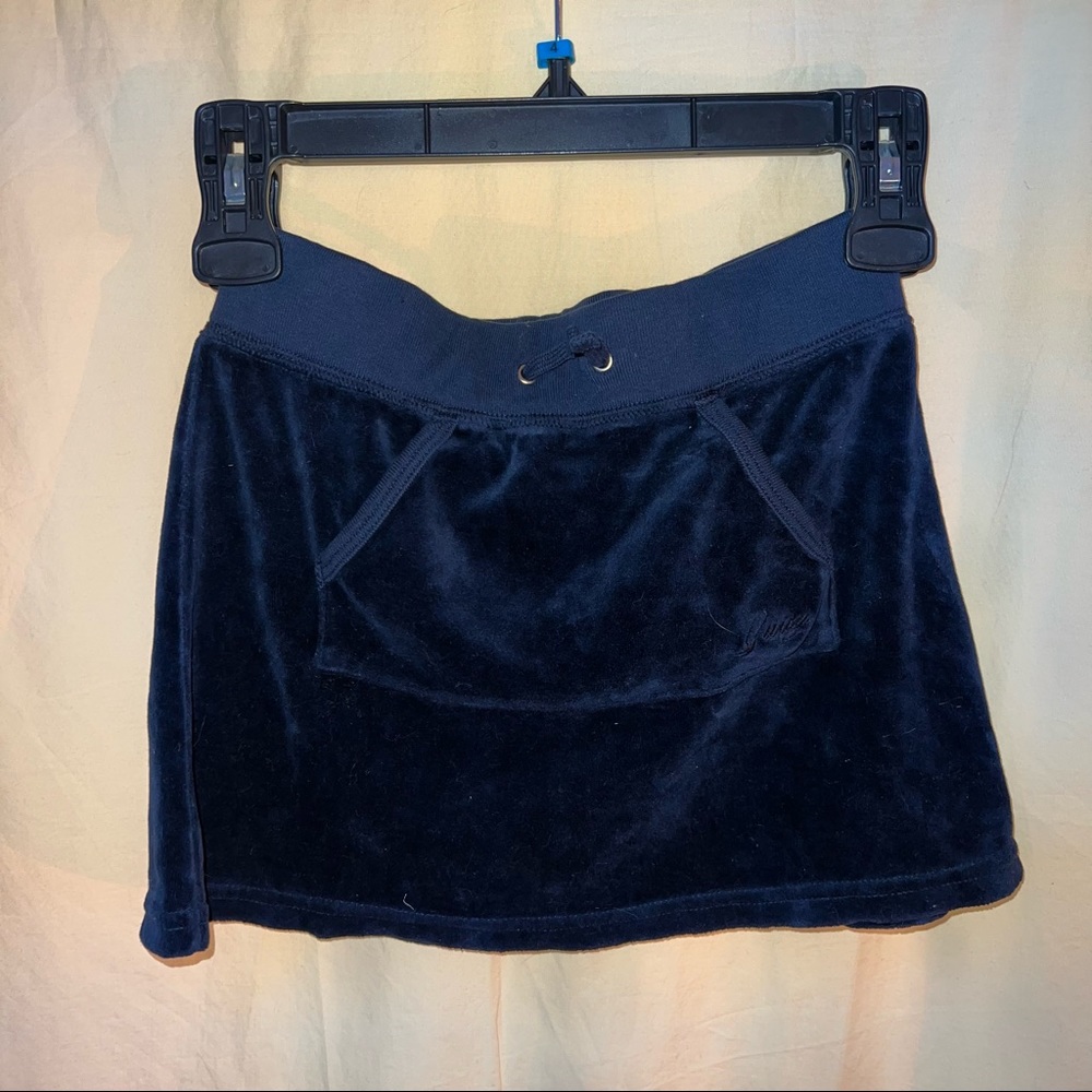 Super cute petite navy blue juicy couture terry cloth mini skirt